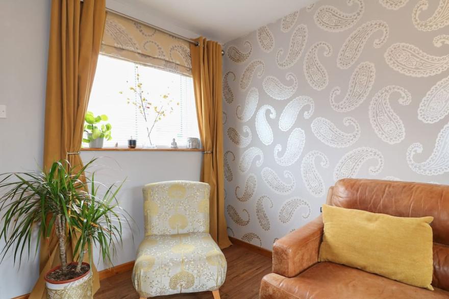 LAVENDER LODGE, family friendly, with a garden in Coalville