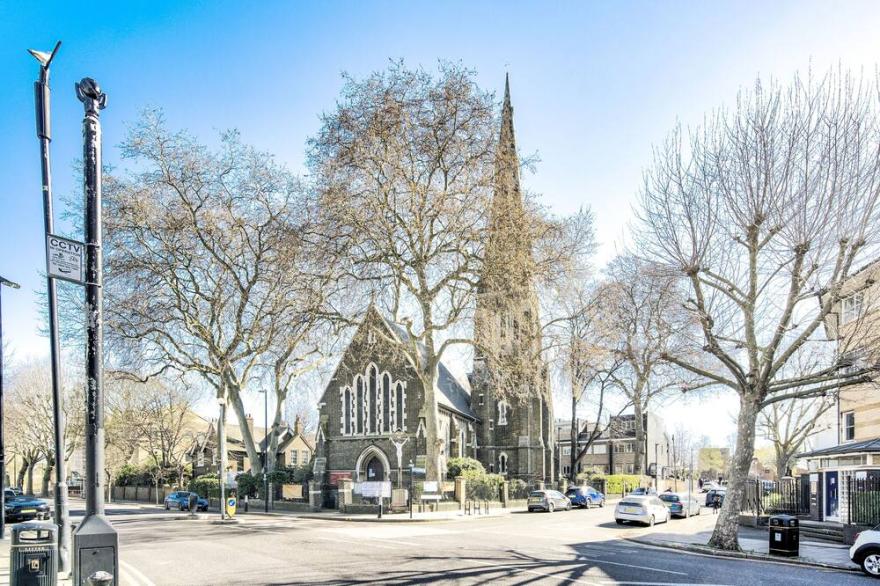 Affordable Luxury Isle of Dogs Apartment - 10 Mins From Canary Wharf