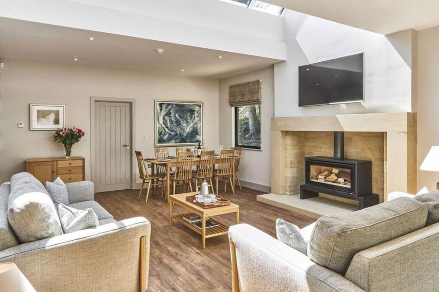 The Inkwell - Three Bedroom Villa, Sleeps 6