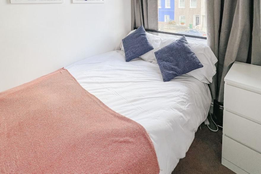 3BR Flat Fully Equipped, Garden Office & Close to Wimbledon