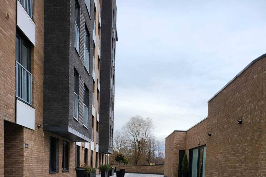 Captivating 2-Bed Apartment in Glasgow