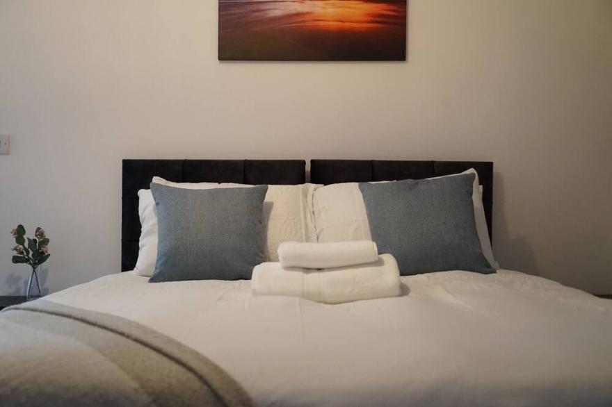 Modern Apartment Fully Equipped