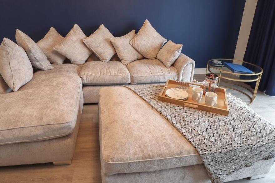 WYSTERIA, family friendly, luxury holiday cottage in Willerby