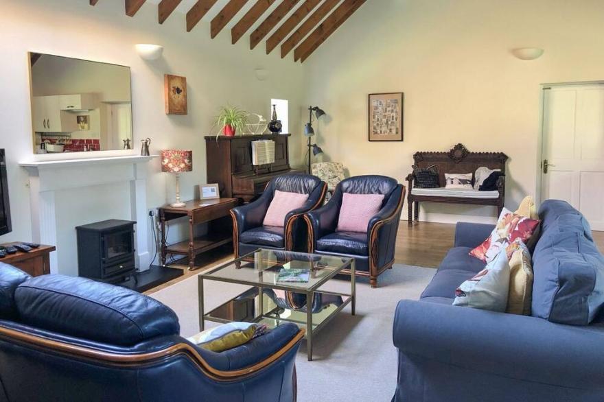 2 bedroom accommodation in Ingham