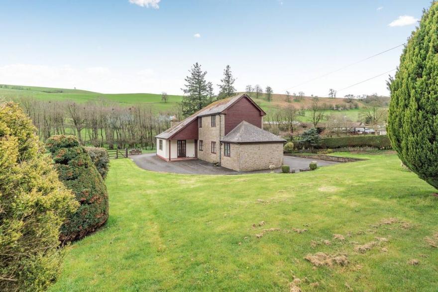 3 bedroom accommodation in Llanfihangel Nant Melan, near Presteigne