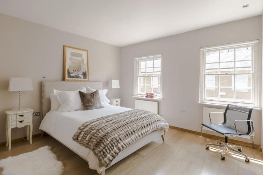 Modern Townhouse in the Heart of Marylebone