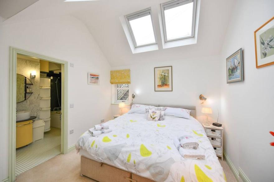 Birds Nest -  a cottage that sleeps 2 guests  in 1 bedroom