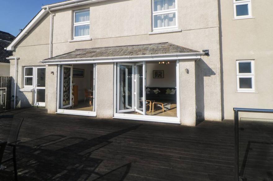 ESTUARY VIEW, family friendly, with a garden in Newton Ferrers