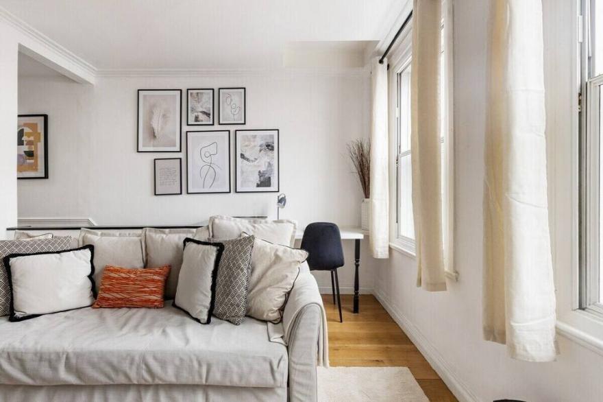 City Chic Maisonette by Harrods