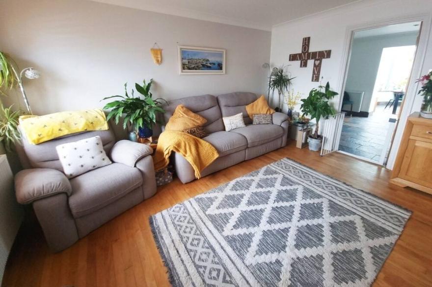 2 Bedroom Home in St Austell Bay
