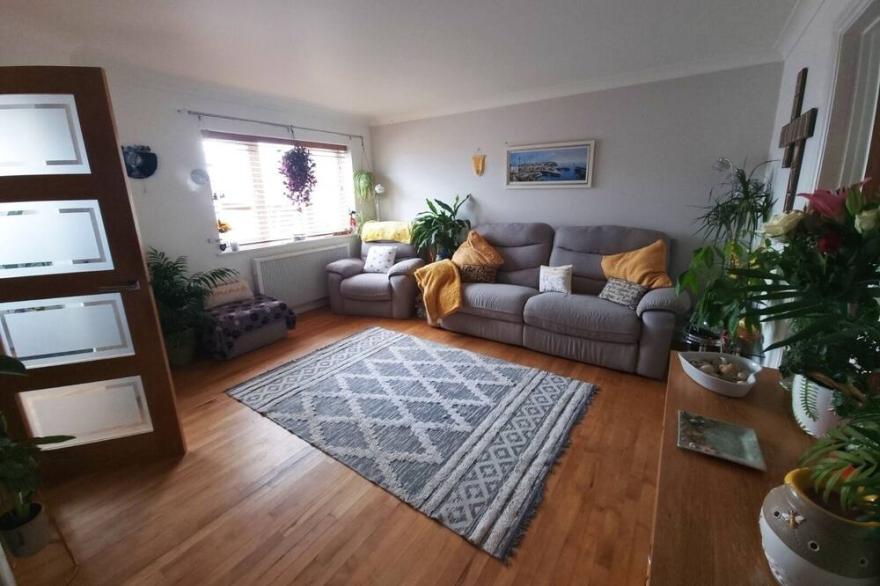 2 Bedroom Home in St Austell Bay