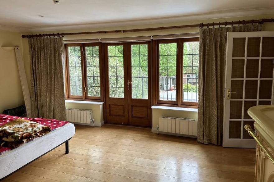 Luxury Wentworth Private Flat