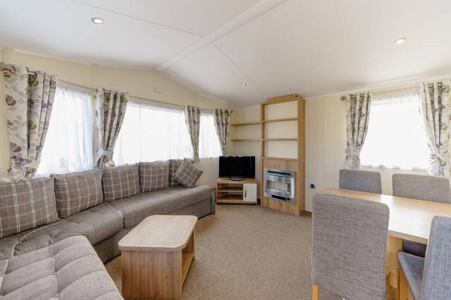 2 bedroom accommodation in Bleadon, Weston-Super-Mare