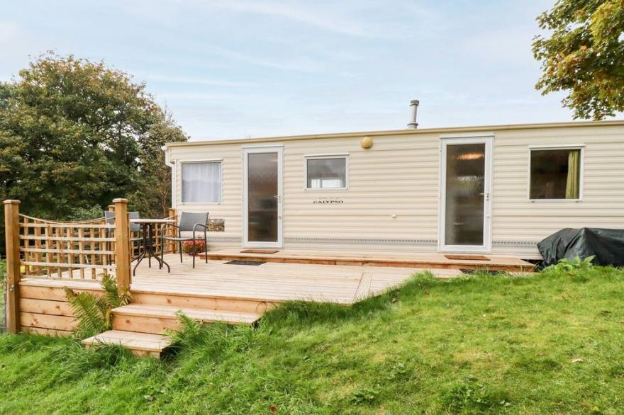 CARAGAVOR, romantic, character holiday cottage in Bodmin