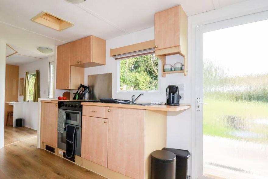 CARAGAVOR, romantic, character holiday cottage in Bodmin