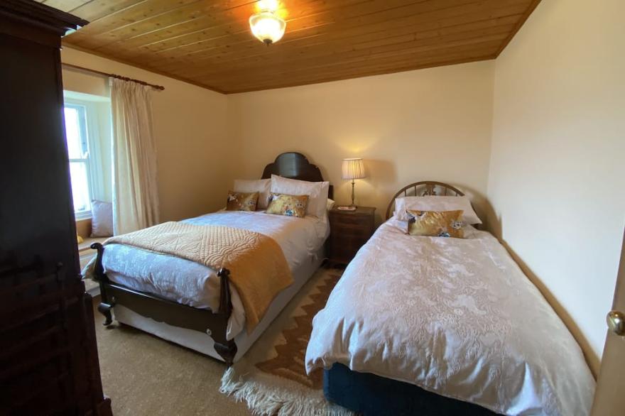 Victorian Northumberland Farmhouse, pets welcome, secure bike storage.
