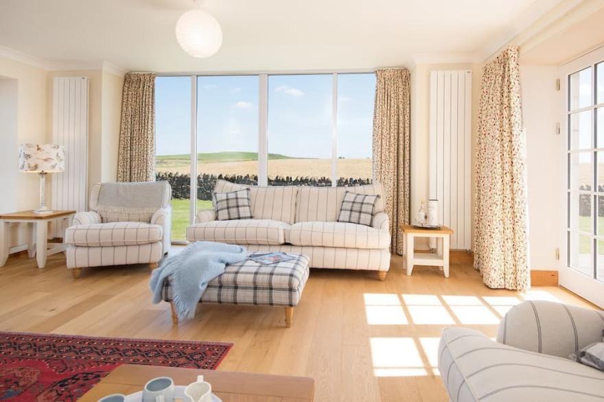 MILL DOWRIE - stunning barn conversion, 4 bedroom, ideal for families & friends