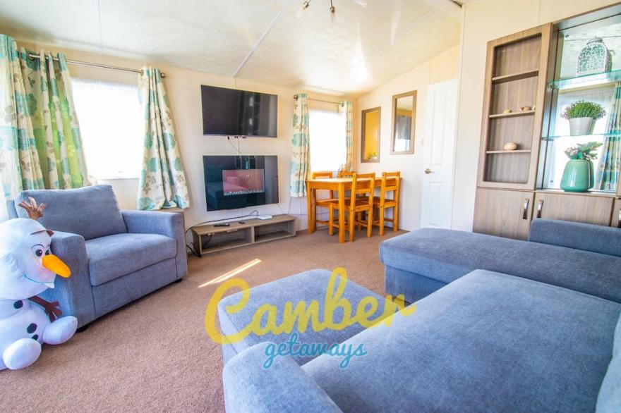 MP739 - Camber Sands Holiday Park - Modern - Pet friendly - Decking with furniture - Quiet Area