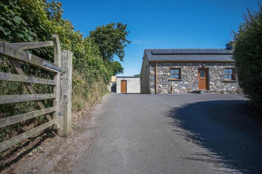 Anchor Well - 2 Bedroom Cottage - Ludchurch - Narberth