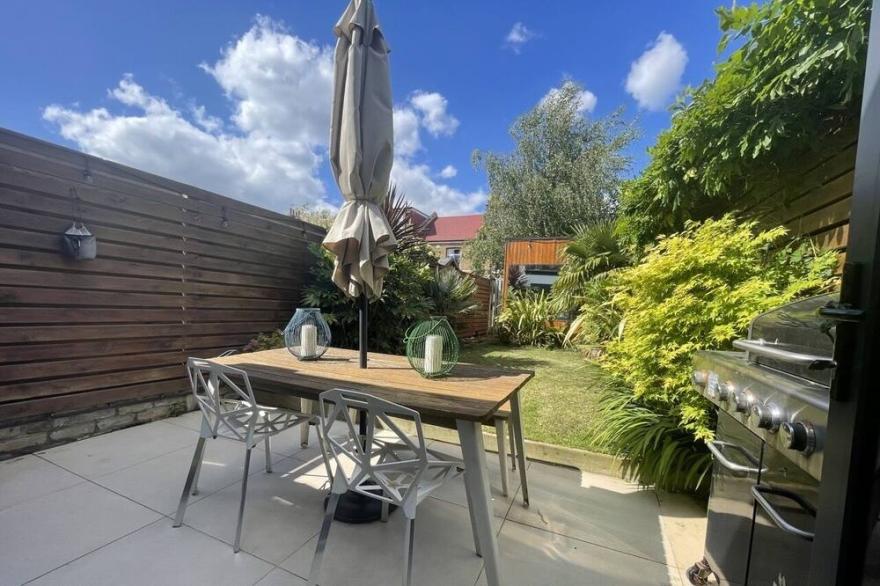 Stylish & comfy home near Bushy Park