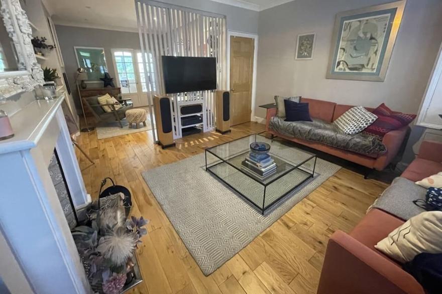 Stylish & comfy home near Bushy Park
