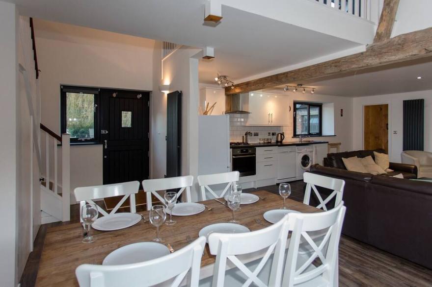 5 bedroom accommodation in Ryde