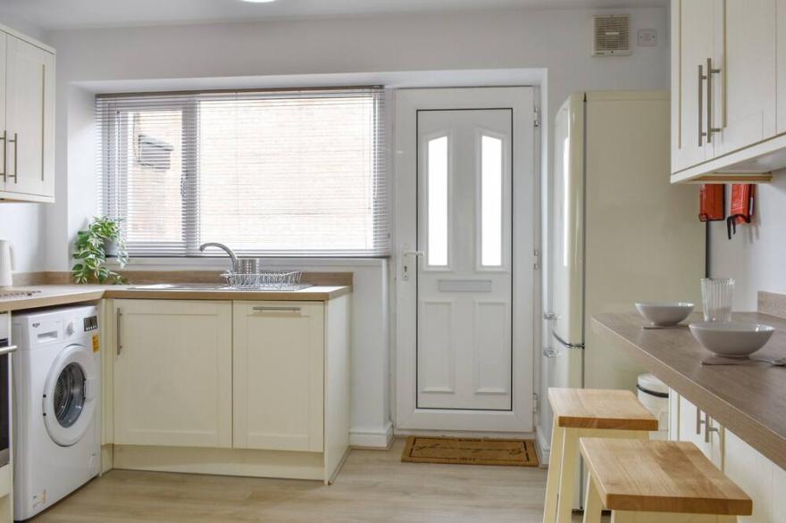 4 bedroom accommodation in Scarborough