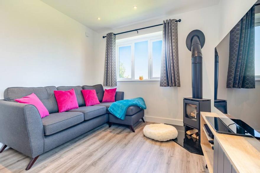 2 bedroom accommodation in Crowntown, near Helston