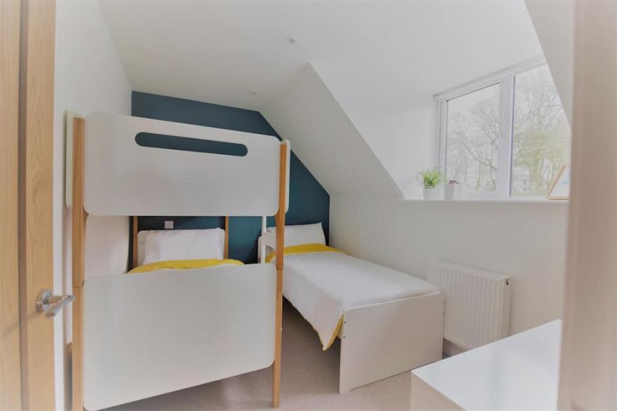 Stables Loft -  an apartment that sleeps 5 guests  in 2 bedrooms