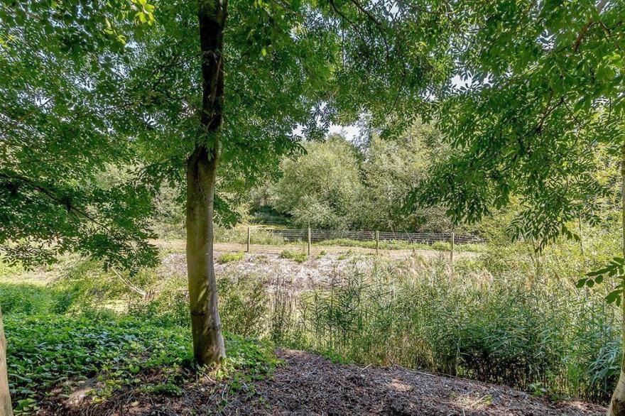 2 bedroom accommodation in Chippenham, Nr Newmarket