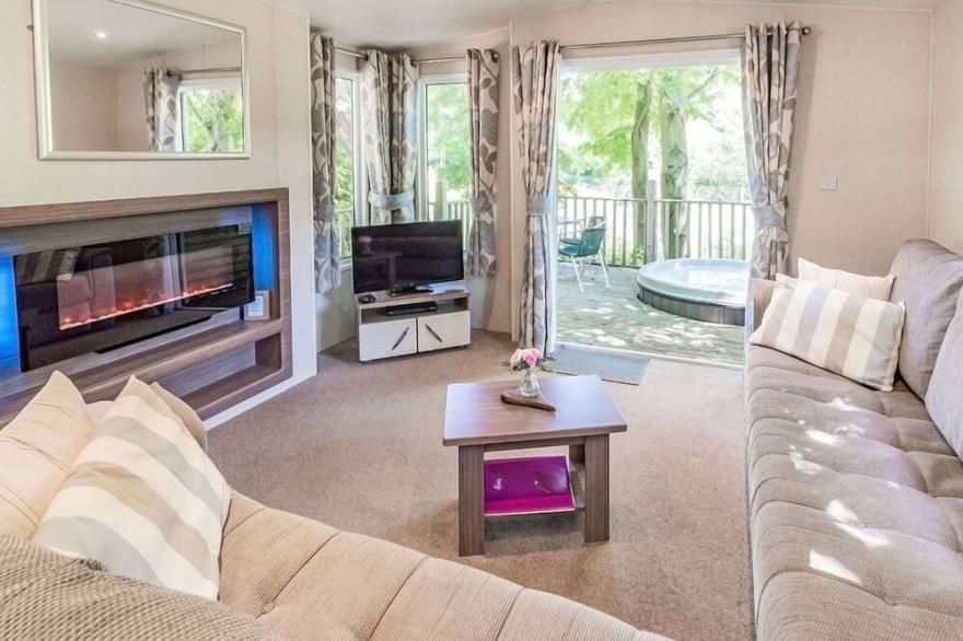2 bedroom accommodation in Chippenham, Nr Newmarket