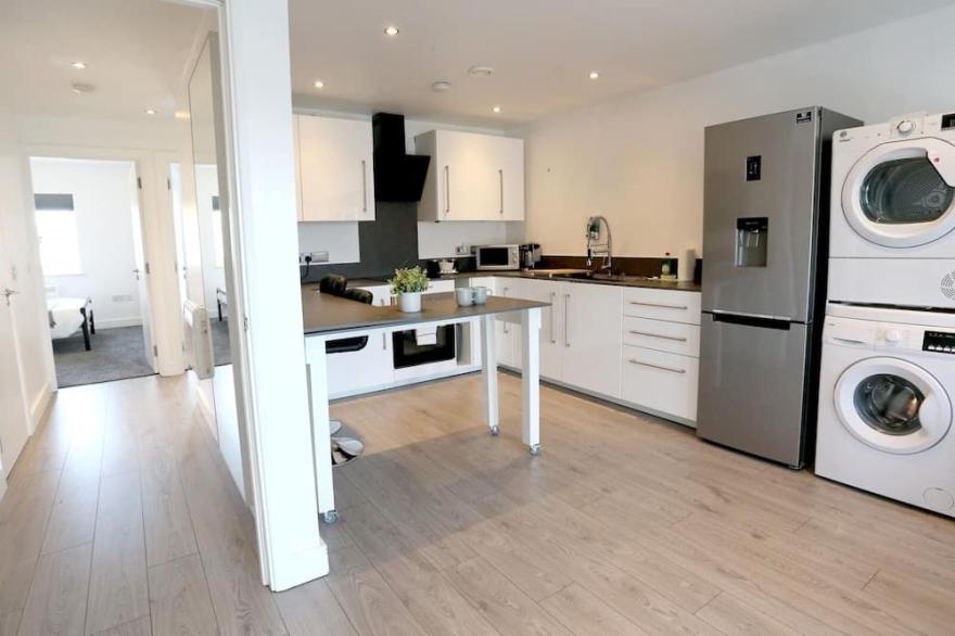 Pass the Keys | Free Parking Central Apartment