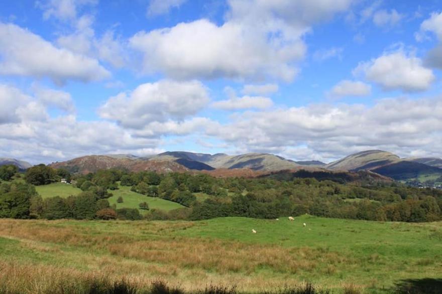 SUNNY BROW HAYLOFT, family friendly, with open fire in Hawkshead