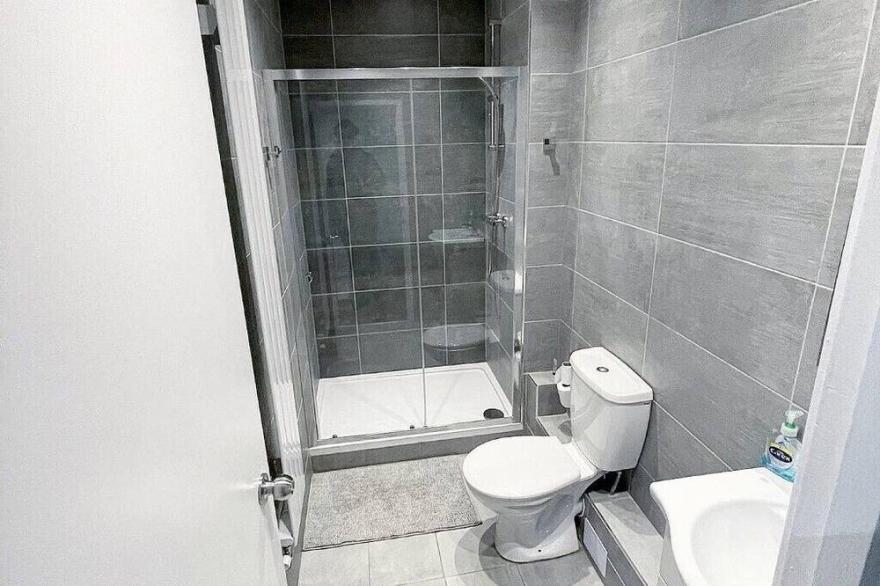 AK Serviced Apartments - Two-Bedroom Apartment