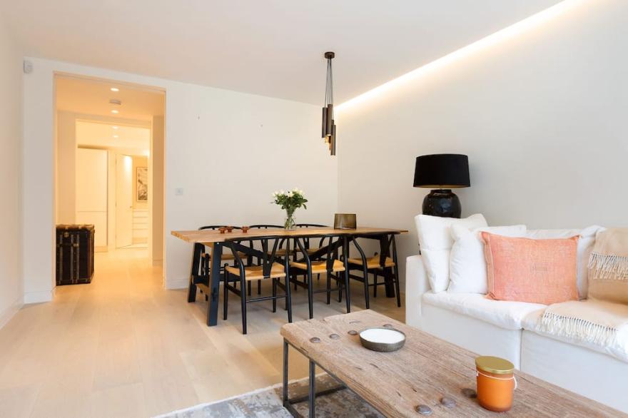 Arches 1 - 4 bedroom mews house