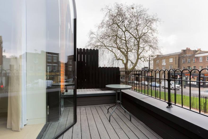 Arches 4 - 4 bedroom mews house