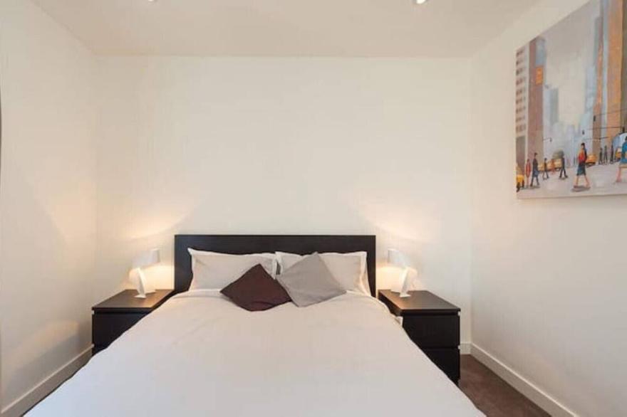 luxury 2 bedroom 2 bathroom flat