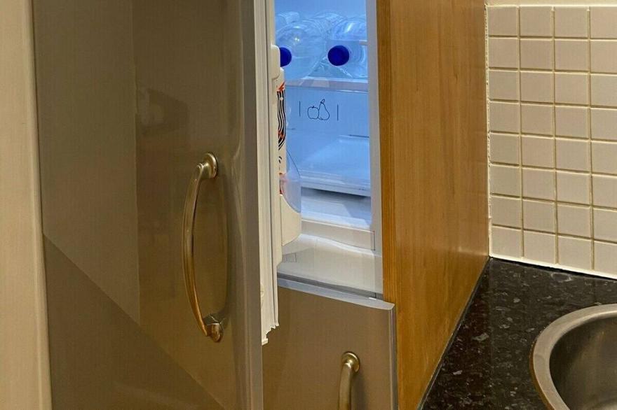 Stylish 3 Bed House in London
