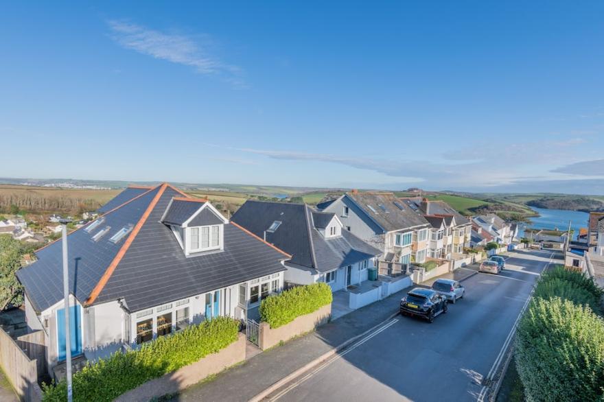 Spacious family home close to all Salcombe's amenities