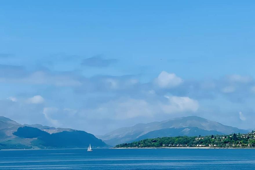 Swan Cove Gourock 1 Bedroom Apartment With Stunning sea Views