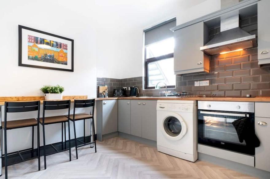 Pass the Keys | Spacious | Queens Uni Beside Cafes and Restaurants