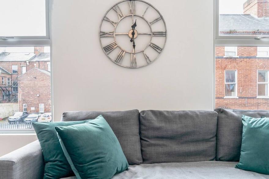 Pass the Keys | Spacious | Queens Uni Beside Cafes and Restaurants