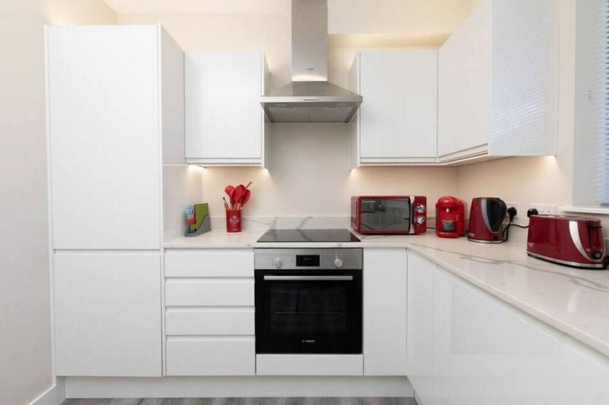 Pembroke Castle Penthouse 4 · Pembroke Castle Penthouse 4