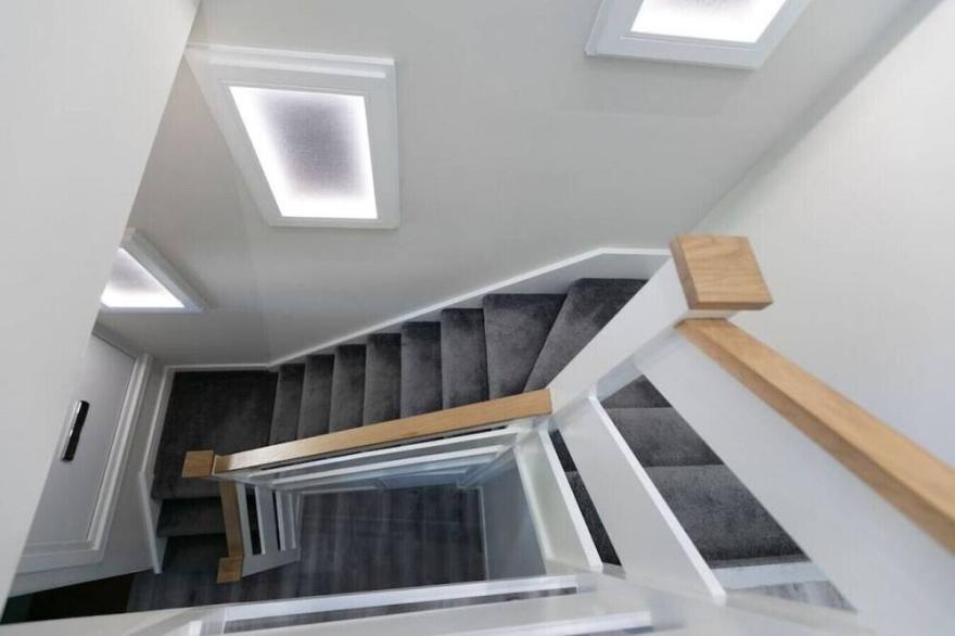 Pembroke Castle Penthouse 4 · Pembroke Castle Penthouse 4