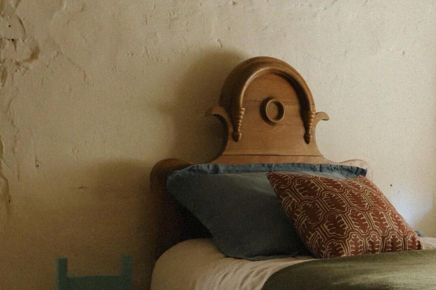 Historical Little Mill Cottage, Moments From Mountains and Market Town