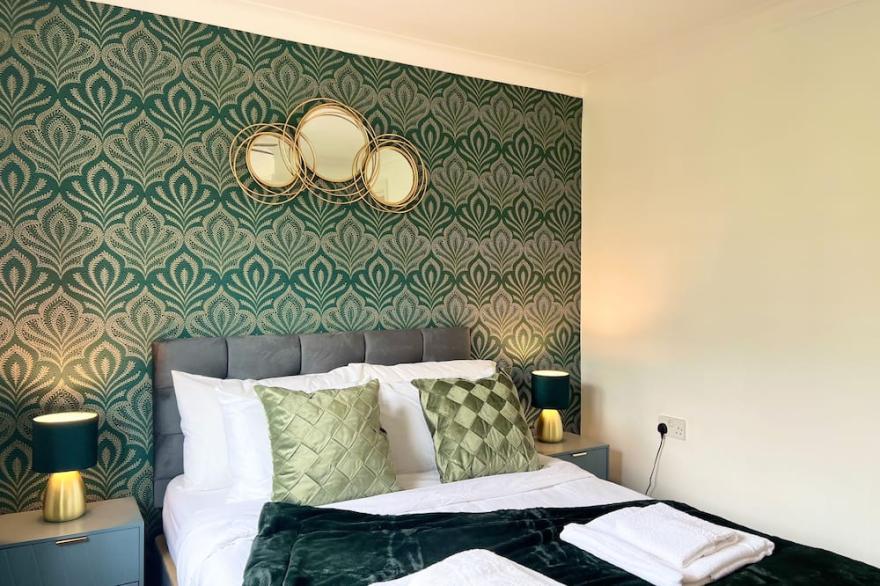 2 Bed House in 4 Clayton Drive 20% Off on Weekly Staysfamilybusinessleisure
