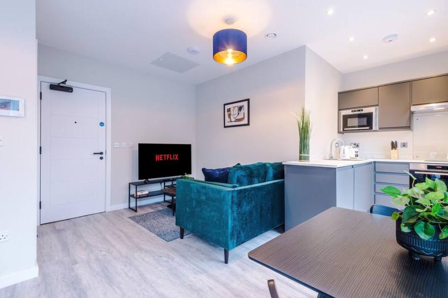 Centrally Located Studio Apartment in Southport