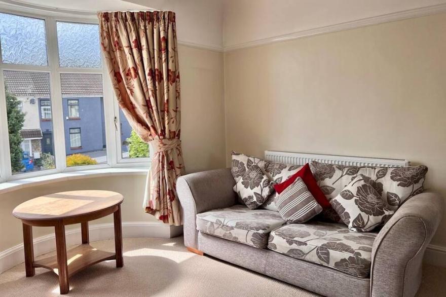 Pass the Keys | Airy Spacious home City Centre