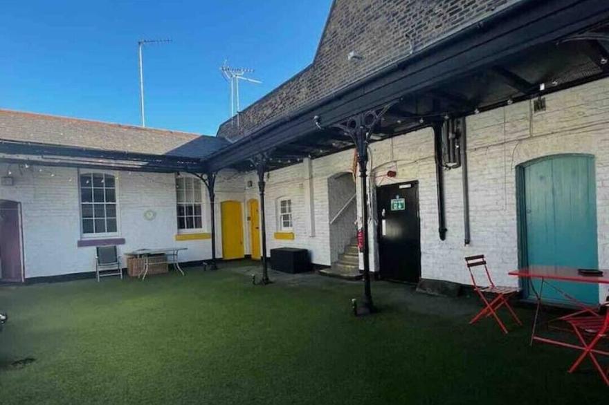 Rooftop Cosy Central London Hideaway