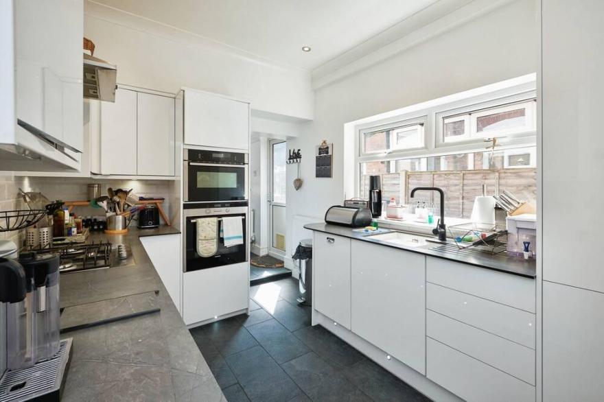 Newly Renovated 3 Bedroom House, 15 Mins to Bham